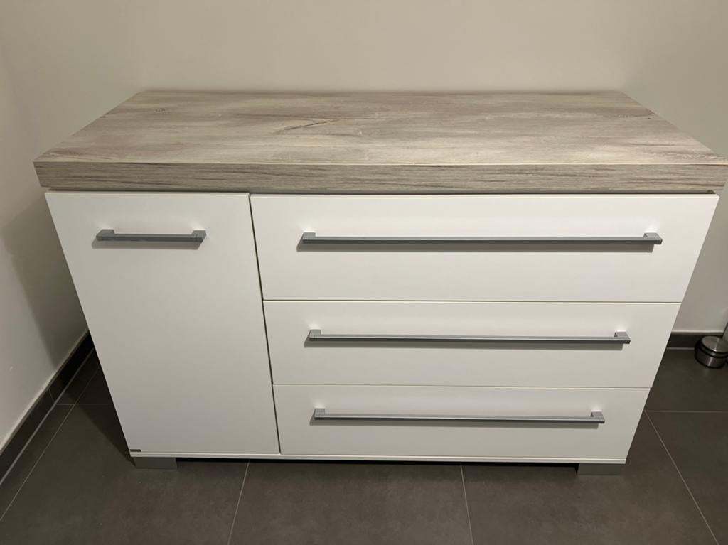 Babykamer in perfecte staat, Ophalen, Zo goed als nieuw, Commode