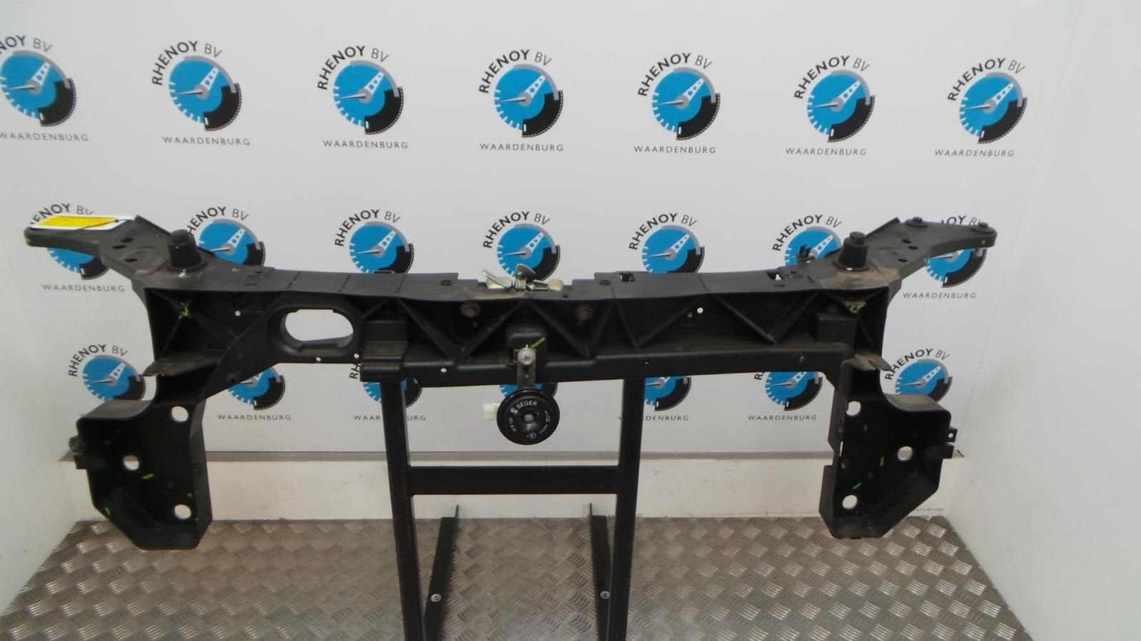 RENAULT CLIO VOORFRONT 2013, Ophalen of Verzenden, Gebruikt, Stiba lid