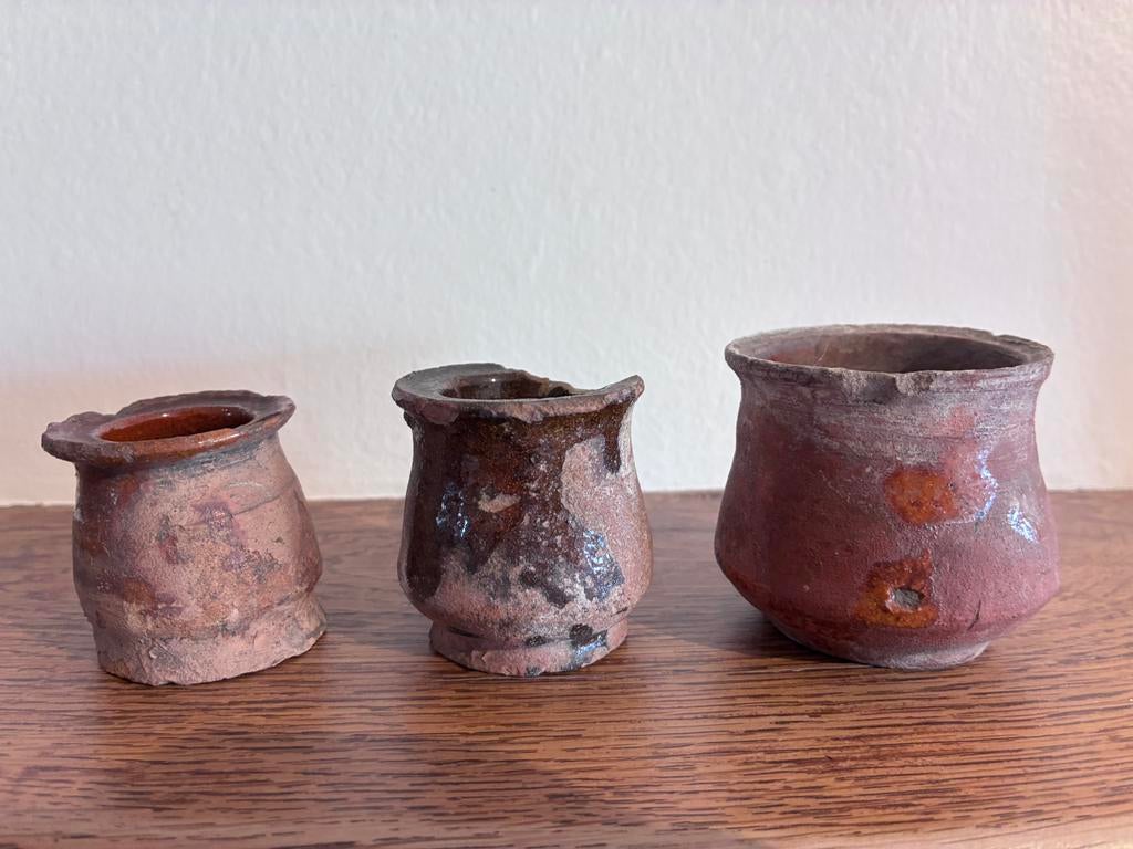 Lot 3 pots à crème en faïence 1600-1650, Antiquités & Art, Enlèvement ou Envoi