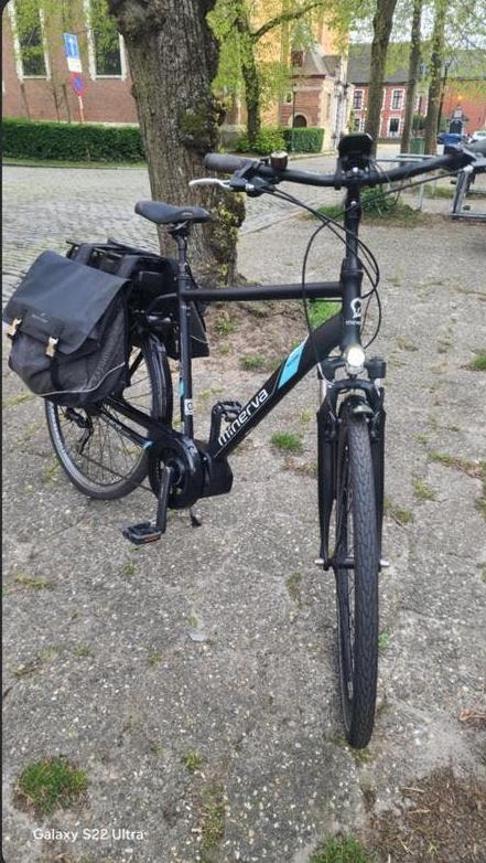 E-bike shimano motor 80+ km perfecte staat in Gent, Fietsen en Brommers, Ophalen, Zo goed als nieuw