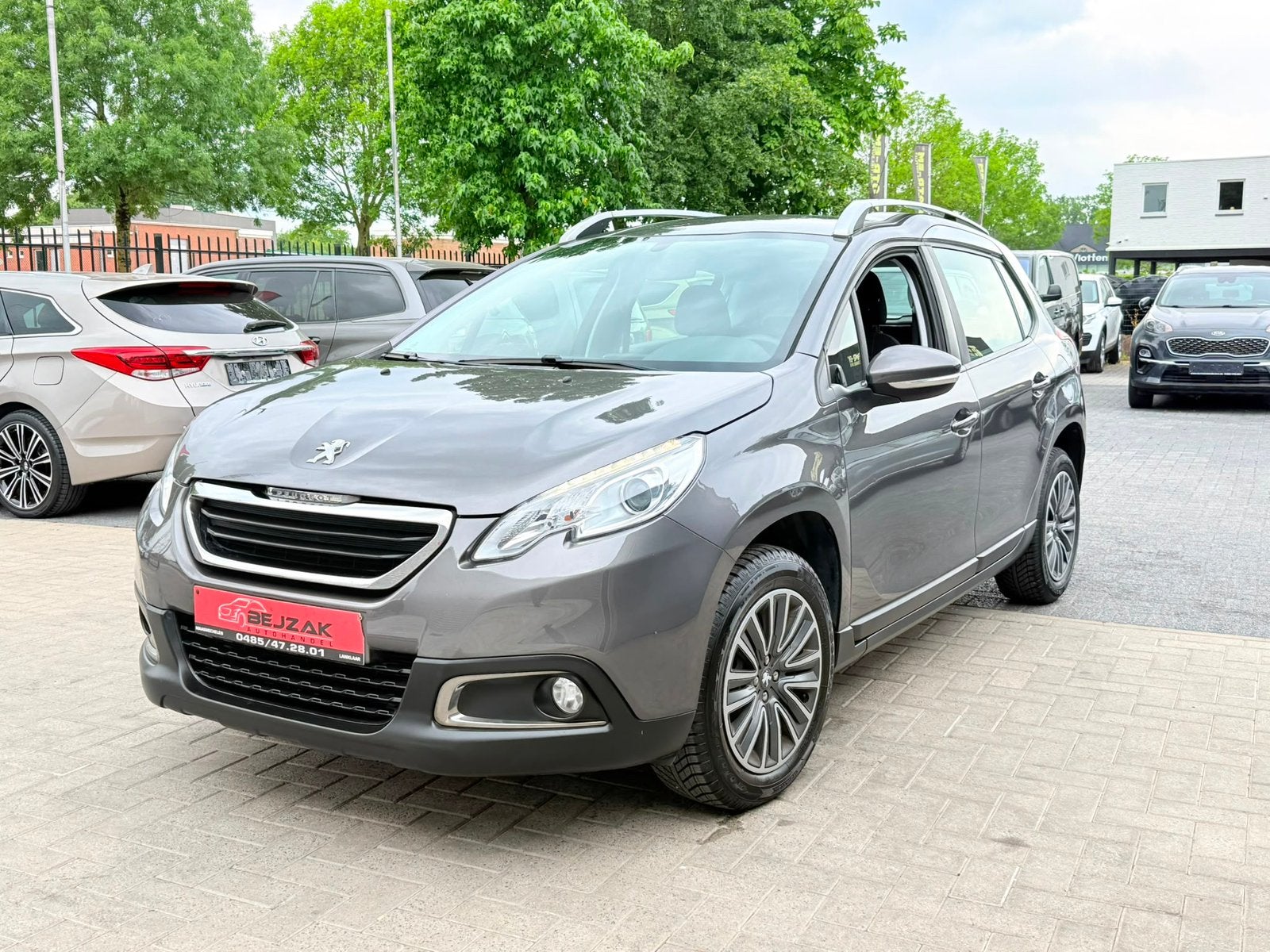 Peugeot 2008 1.2i 1j garantie 1ste eigenaar Euro6b, Auto's, Peugeot, Euro 6, Bedrijf, Handgeschakeld, Te koop