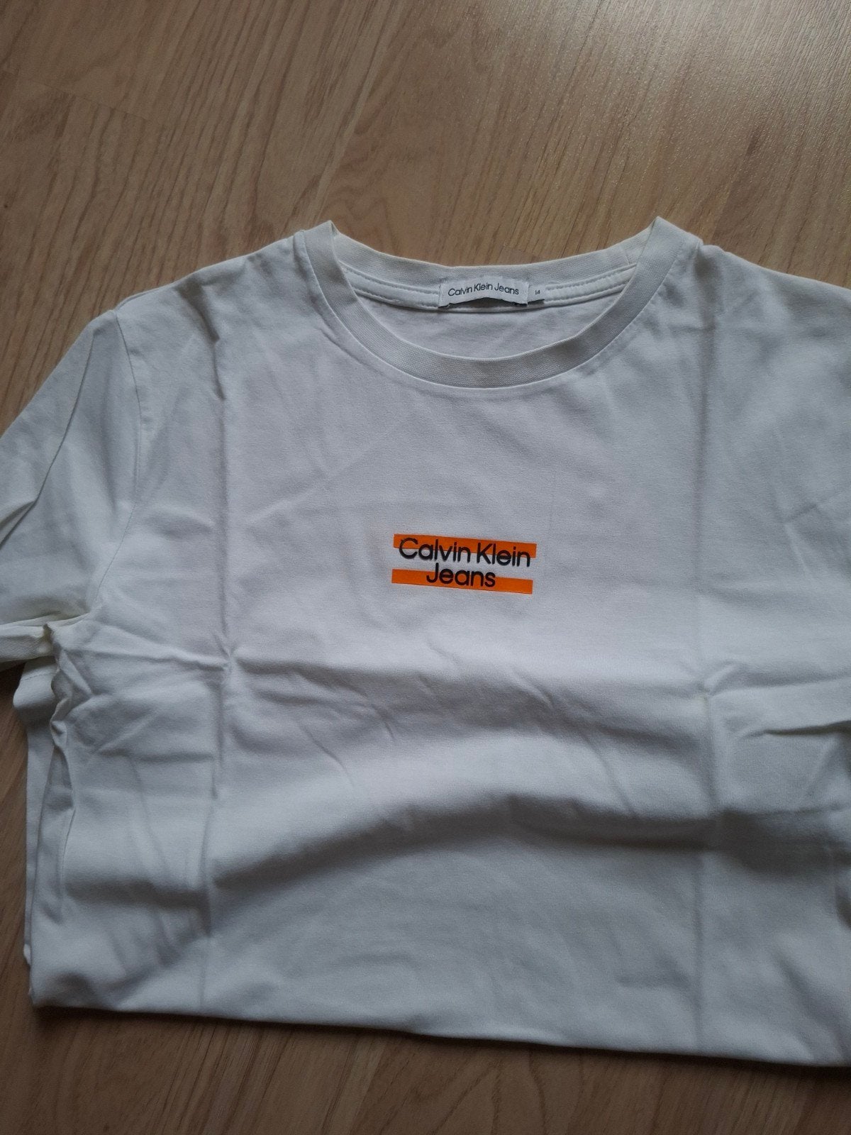 T-Shirt Tommy Hilfiger 14j, Enlèvement