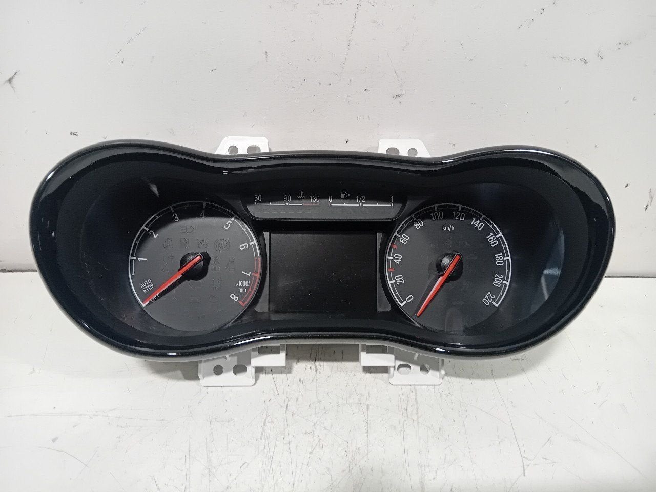Cockpit Opel Karl, Onderdelen@venauto.nl, Van der Ven Autorecycling B.V., Ettenseweg 76, 4706 PB Roosendaal, The Netherlands, Enlèvement ou Envoi