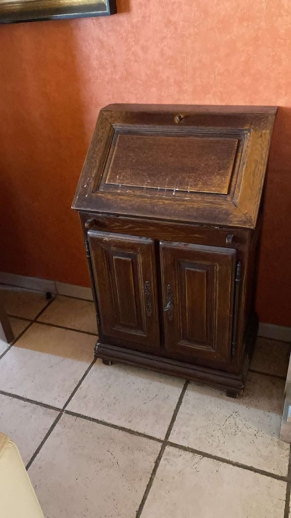 klapbureau, Ophalen