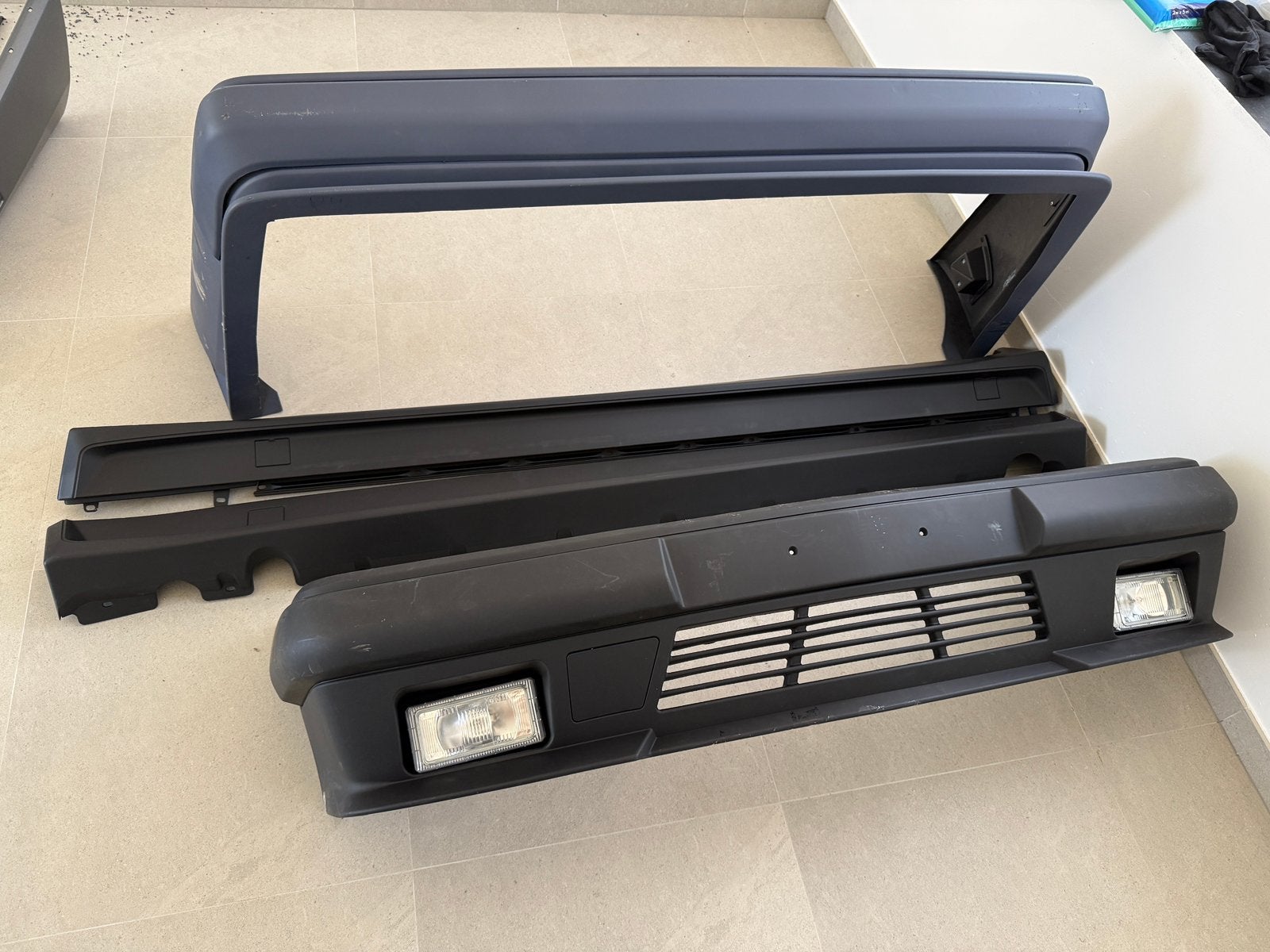 Pièces Phare Choc Mercedes W124 AMG Jantes, Neuf, Pare-chocs, Mercedes-Benz, Enlèvement