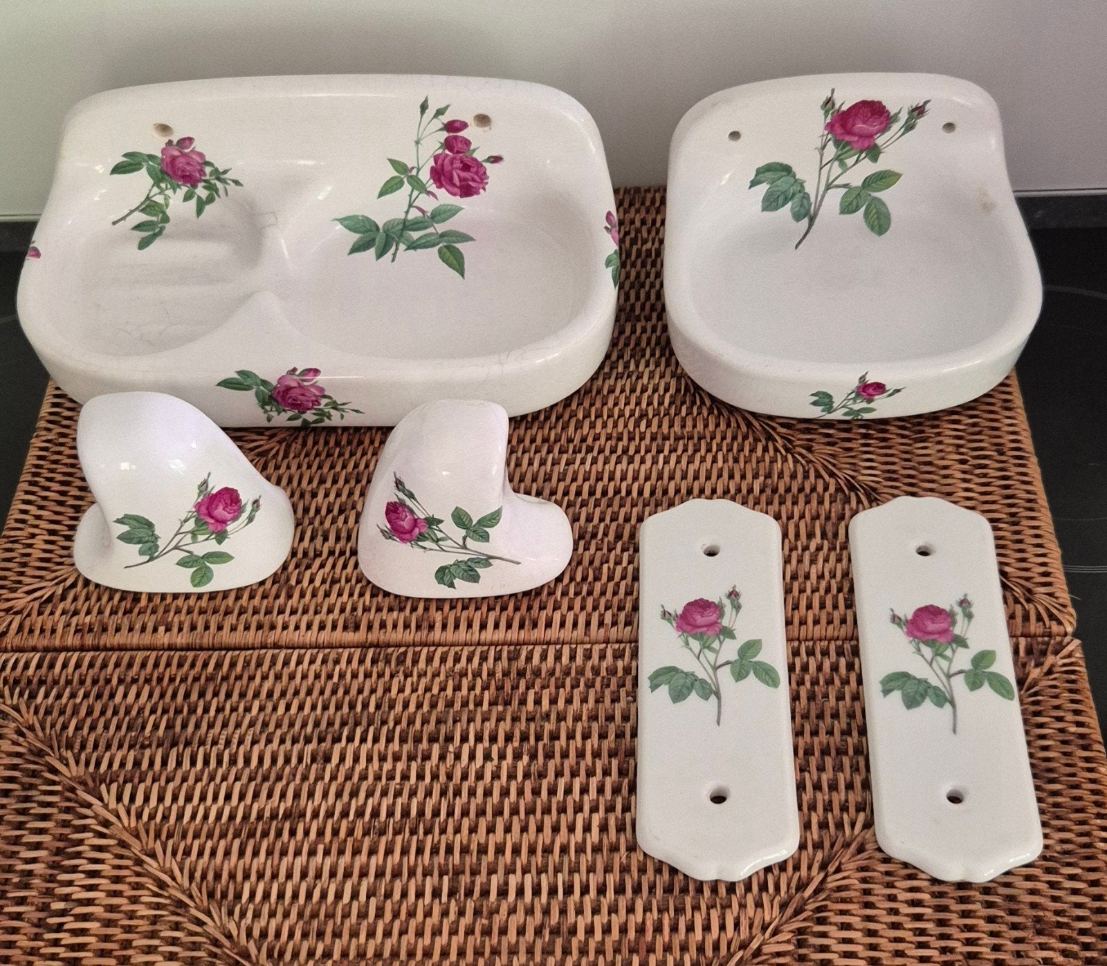 5 delig badkamerset van Porselaine de la Reine, Antiek en Kunst, Curiosa en Brocante, Ophalen