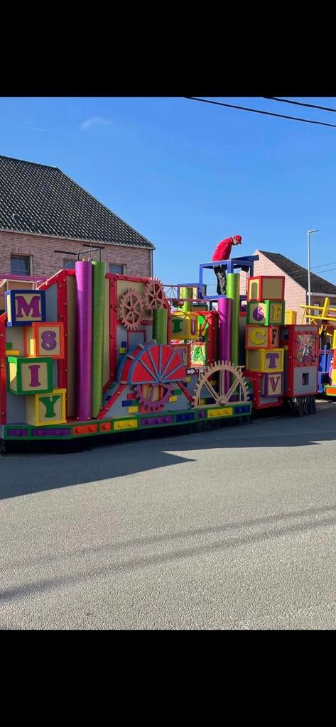 Opbouw praalwagen, Hobby en Vrije tijd, Ophalen, Gebruikt
