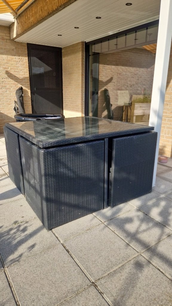 Tuinset met 4 stoelen en 4 zitbankjes + kussens, Jardin & Terrasse, Ensembles de jardin, Utilisé, Salons de jardin, Osier, 8 places