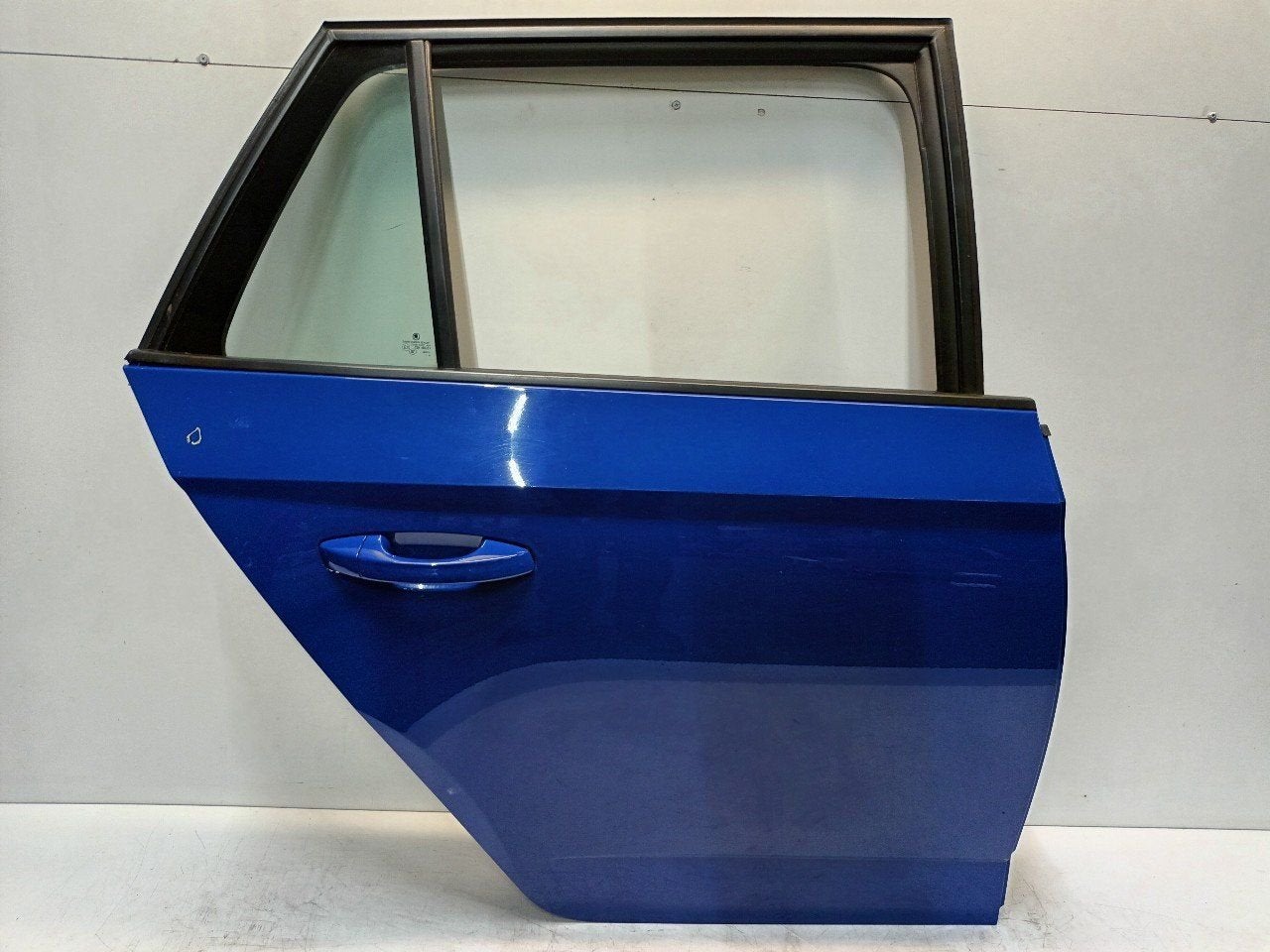 Portier rechts achter Skoda Fabia, Onderdelen@venauto.nl, Van der Ven Autorecycling B.V., Ettenseweg 76, 4706 PB Roosendaal, The Netherlands