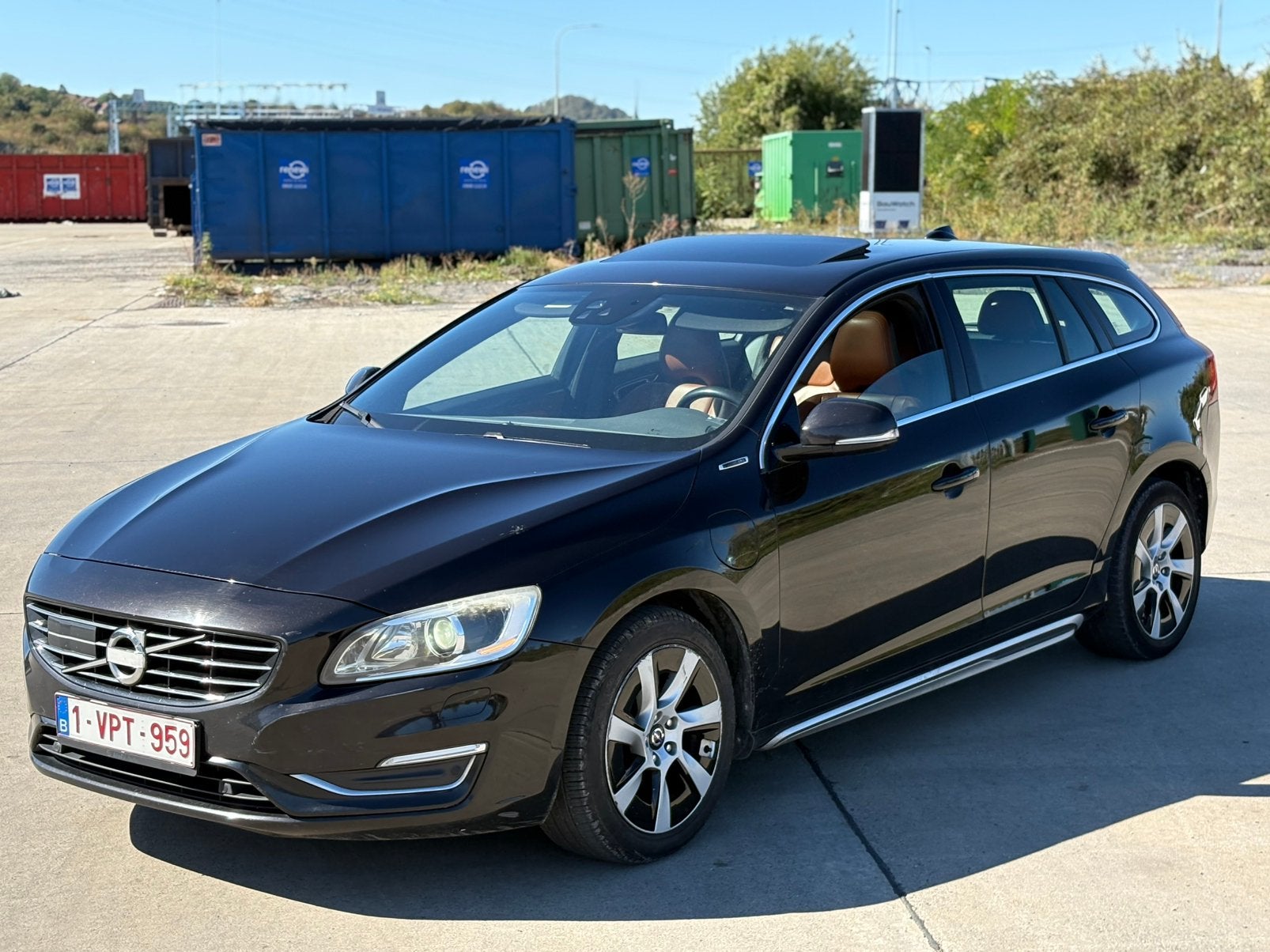 Volvo v60 2.4d hybride full options, Autos, Achat, Hybride Électrique/Diesel, 5 portes, V60