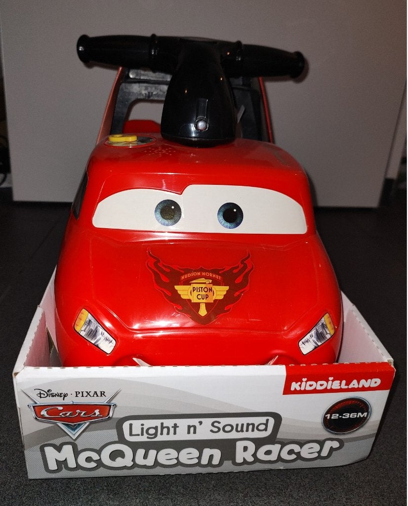 Loopauto Lightning McQueen Cars, Kiddieland (nieuw), Kinderen en Baby's, Ophalen, Nieuw, Loopvoertuig