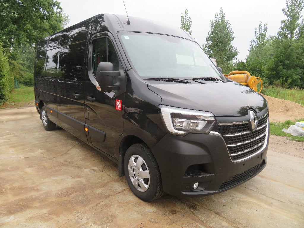 Renault Master 2.3dCi RED - L3H2 - 31.265km - 2023 - €6d, Voorwielaandrijving, Dealer onderhouden, Stof, 4 cilinders