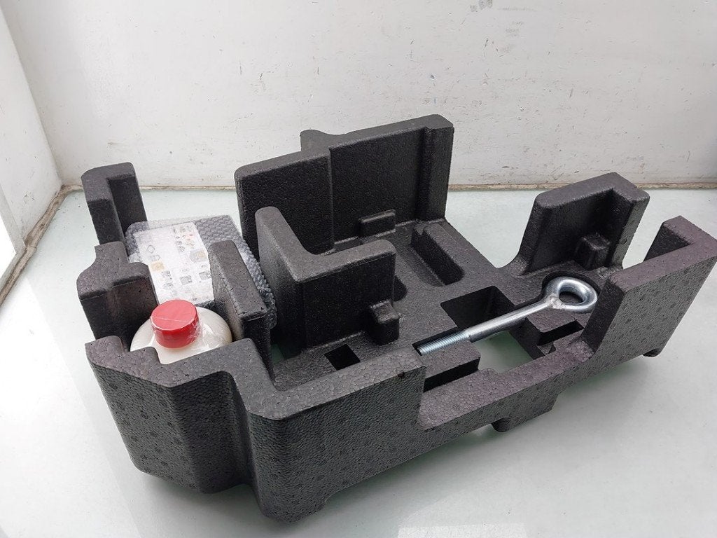 DIVERSEN Banden reparatieset Dacia Spring (|997908282R|), Dacia, Gebruikt, Peter-Huppertz-Straße 5
51063  Köln, DE, Dialog.deutschland@renault.de