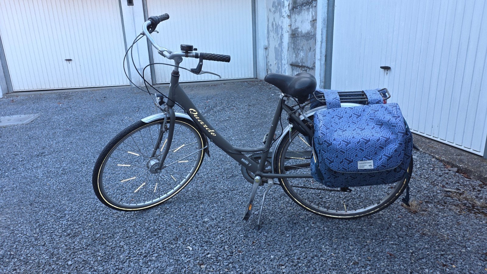 Fiets, grijs, Ophalen