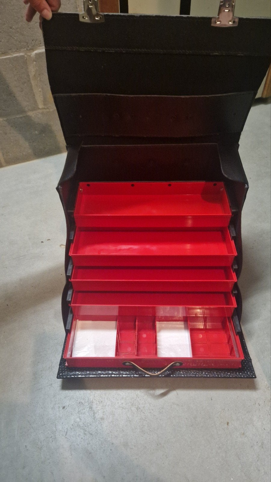 valise de pedicure, Enlèvement, Roulettes