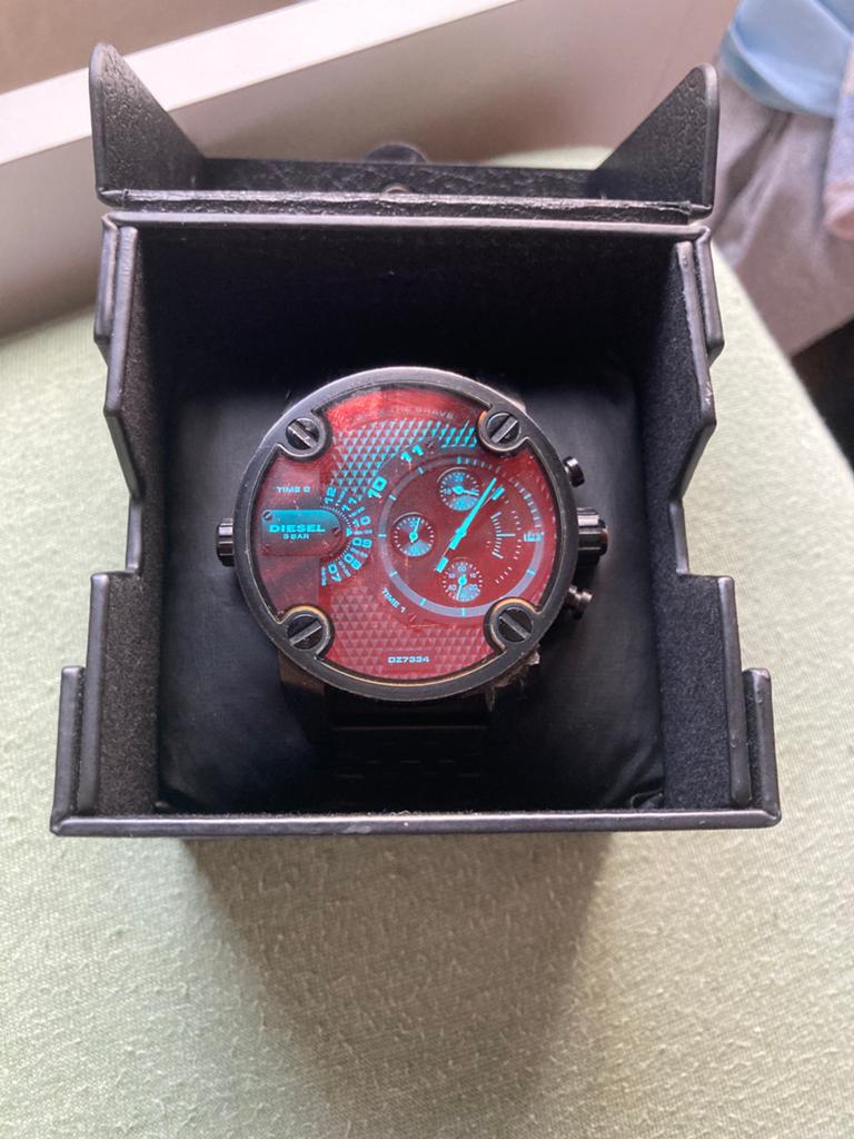 Diesel horloge, Ophalen, Gebruikt