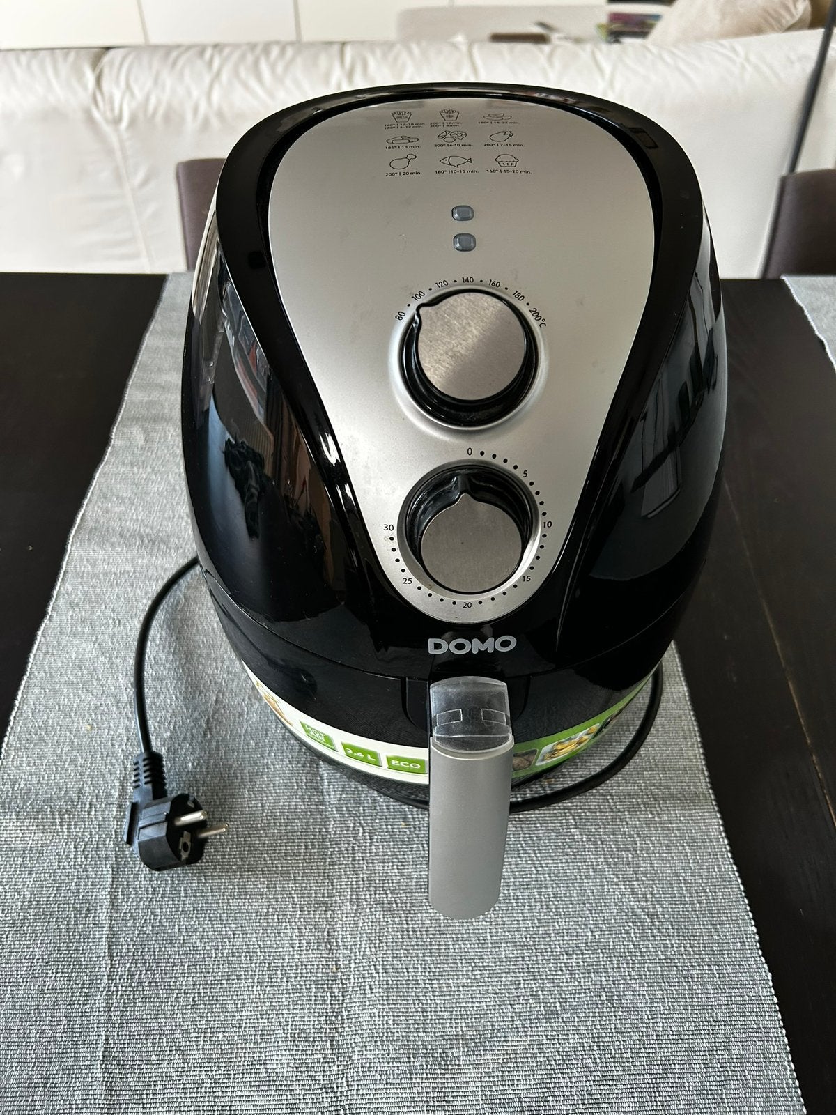 DOMO airfryer, Elektronische apparatuur, Ophalen, Zo goed als nieuw