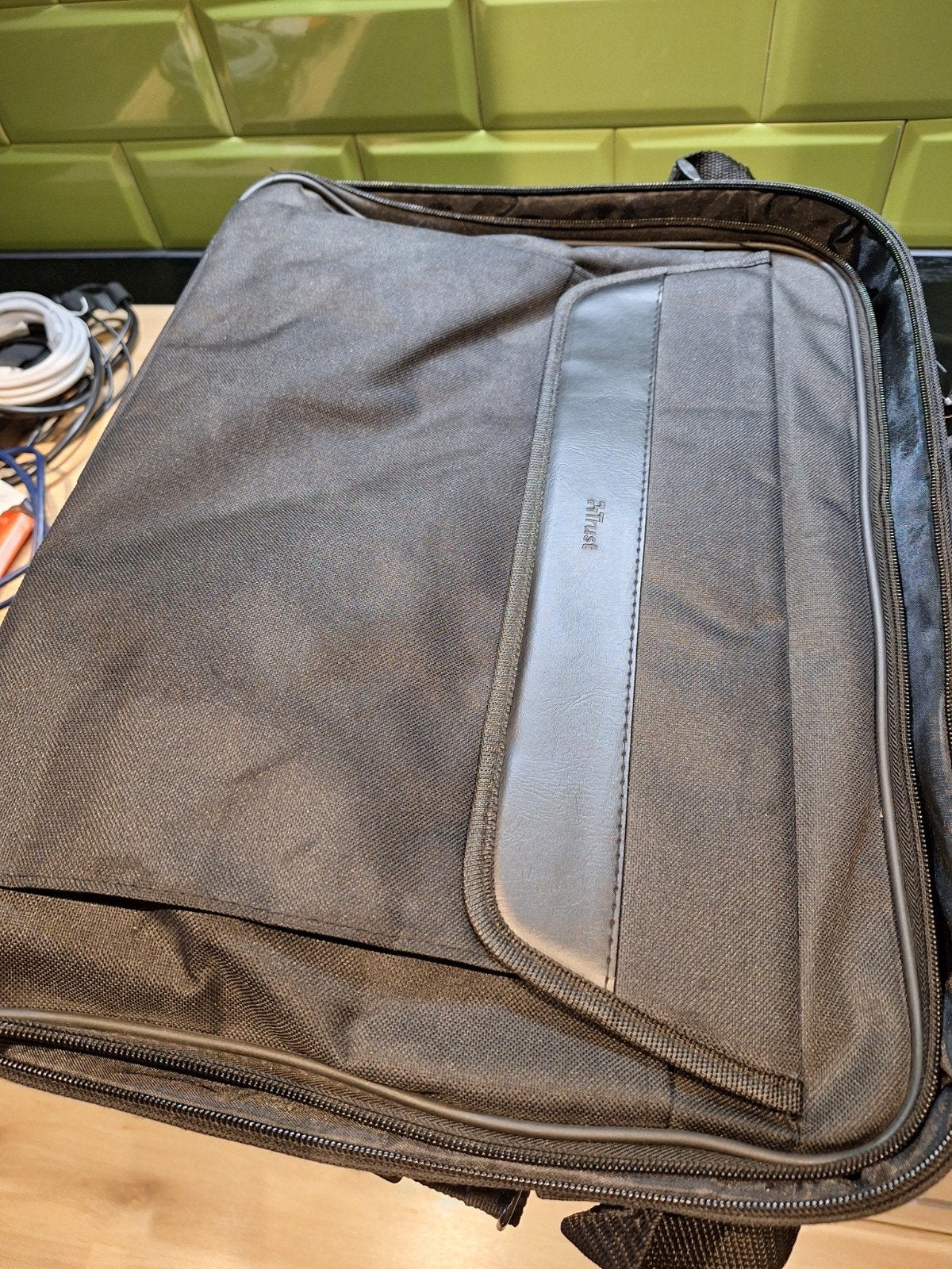 Sac de transport pour ordinateur portable 40 cm à vendre, Enlèvement