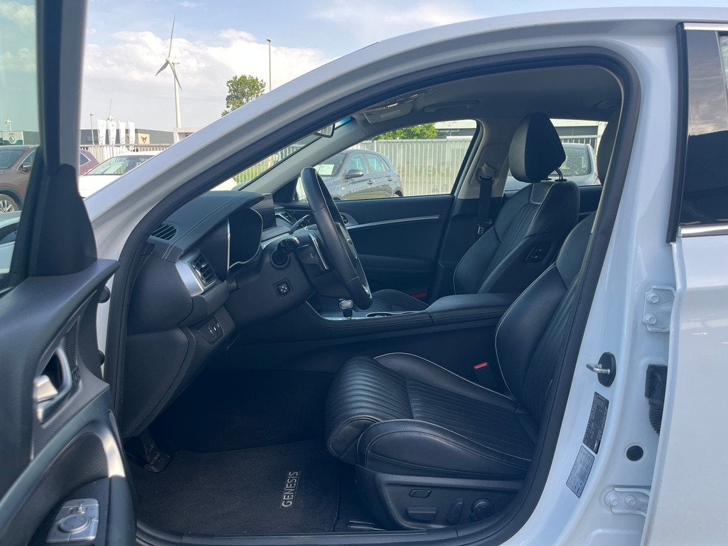 Genesis G70 SHOOTING BRAKE 2.0T LUXURY (automatique), Cuir, Achat, Euro 6, Entreprise