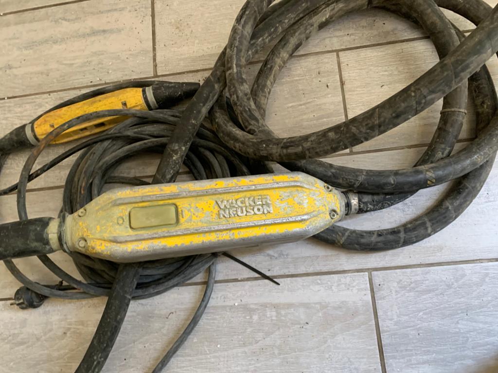 Aiguille vibrante WALKER NEUSON, Enlèvement, Utilisé