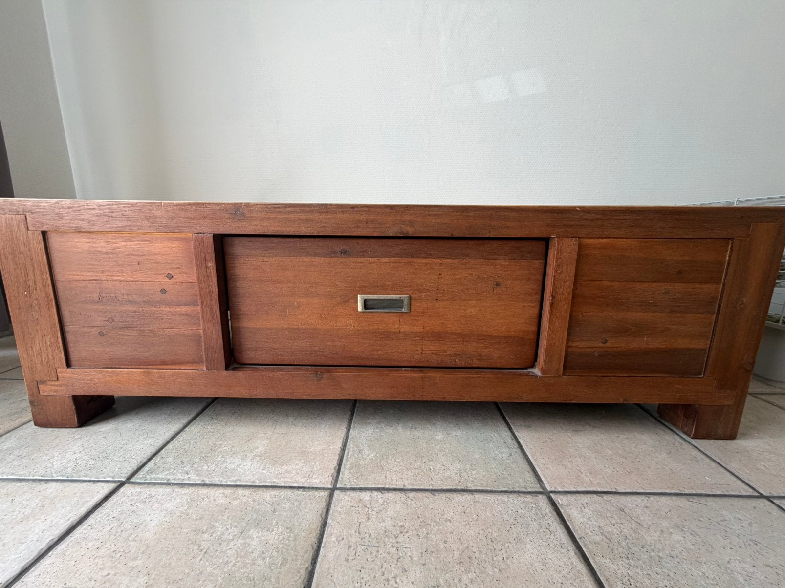 Houten salon tafel, Huis en Inrichting, Tafels | Salontafels, Gebruikt, 5 – 50, 50 tot 100 cm, 100 tot 150 cm, Rechthoekig, Overige houtsoorten