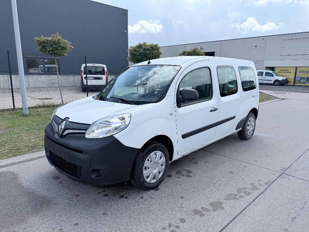 kangoo maxi L2/2020/Diesel/Lez ok 2030 5413,22 €/hors TVA, Autos, Camionnettes & Utilitaires, Achat, Euro 6, Entreprise, Entretenue par le concessionnaire