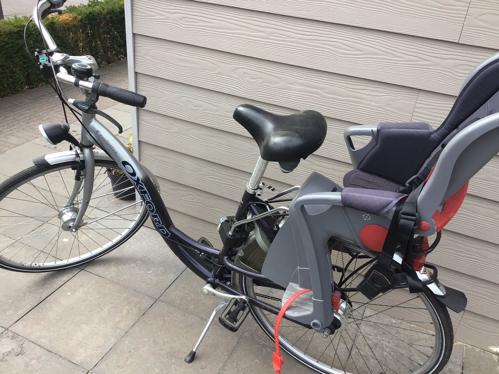 Fiets met kinderstoel, Vélos & Vélomoteurs, Vélos | Femmes | Vélos maman, Enlèvement, Comme neuf