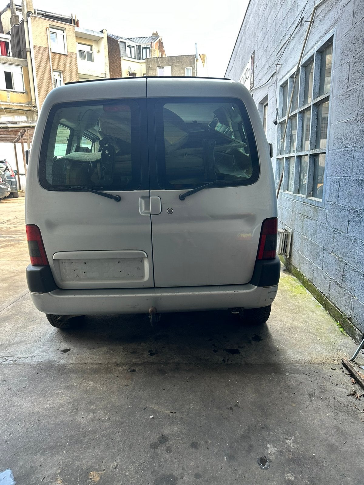 Peugeot partner 1.6i essence Demarre et roule tres bien, Enlèvement, Citroën