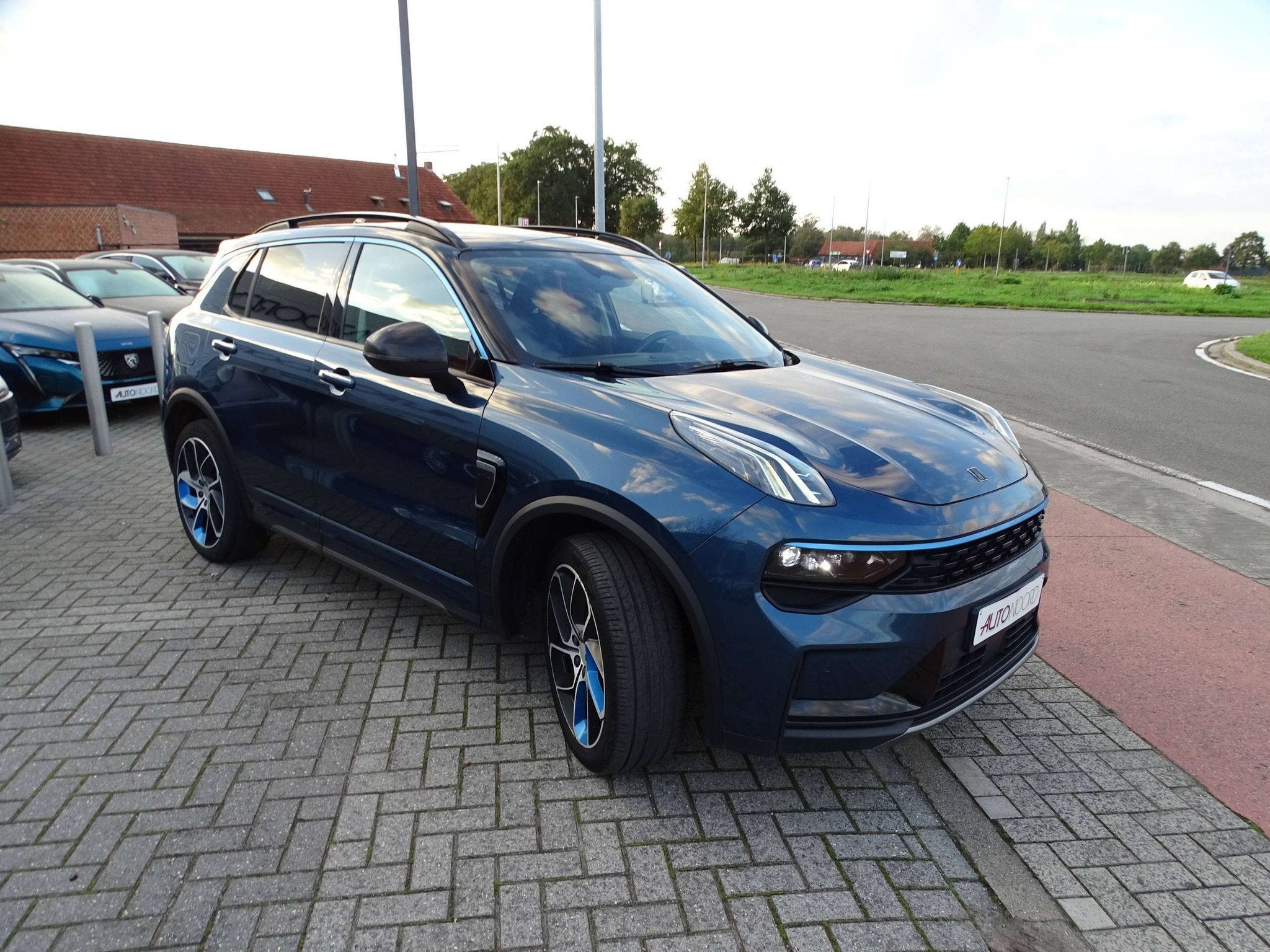 Lynk & Co 01 01 PHEV 1.5 Turbo * FULL OPTION! (bj 2022), Auto's, Stof, Gebruikt, 5 zetels, 3 cilinders