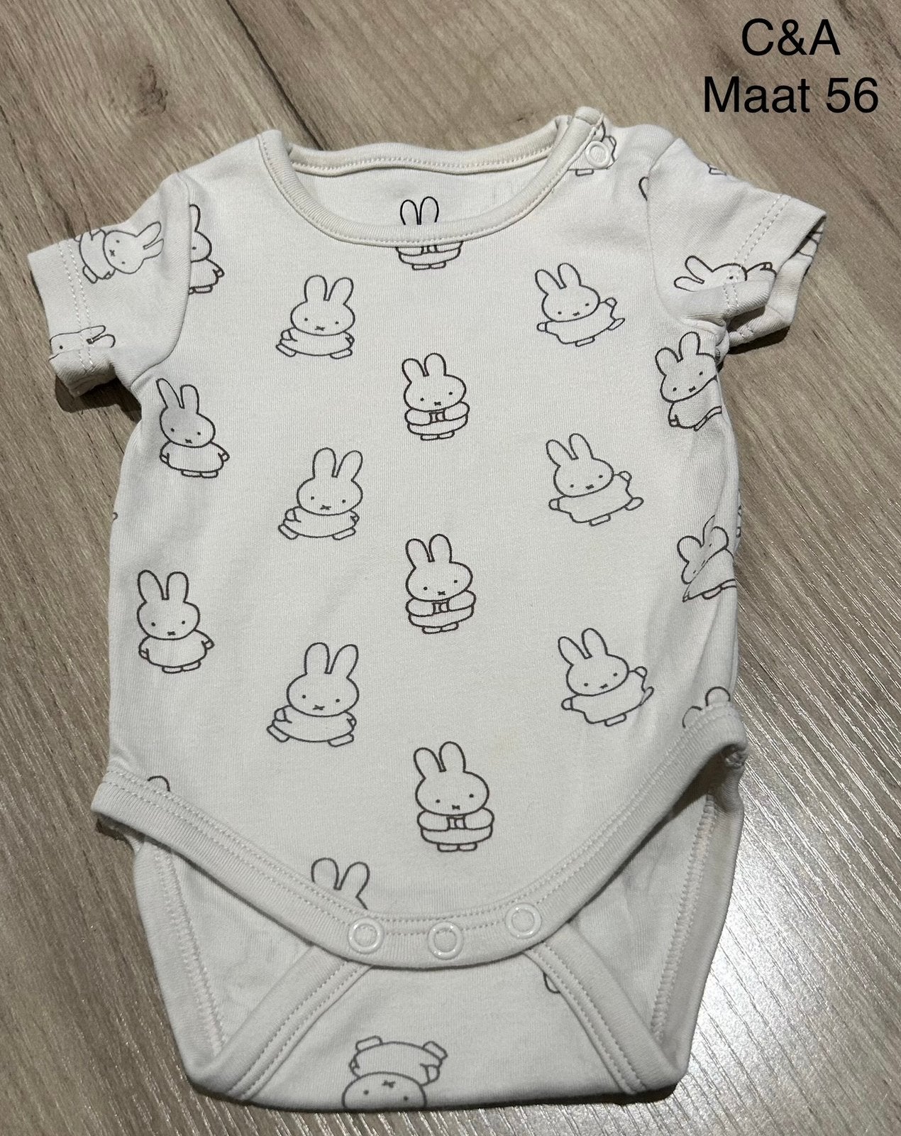 Romper Nijntje (C&A, maat 56), Enfants & Bébés, Vêtements de bébé | Taille 56, Enlèvement ou Envoi, Comme neuf