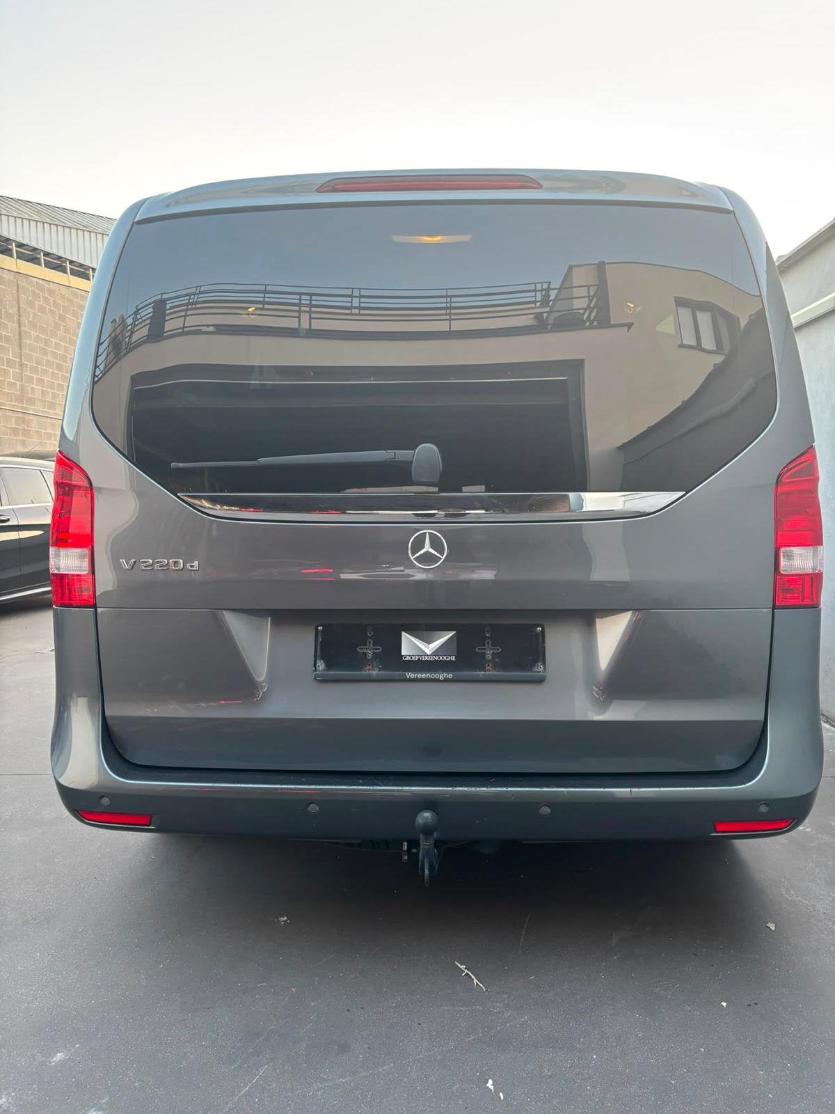 Mercedes V-klasse 220 CDI / 8 plaatsen, Auto's, Automaat, Monovolume, Bedrijf, Diesel