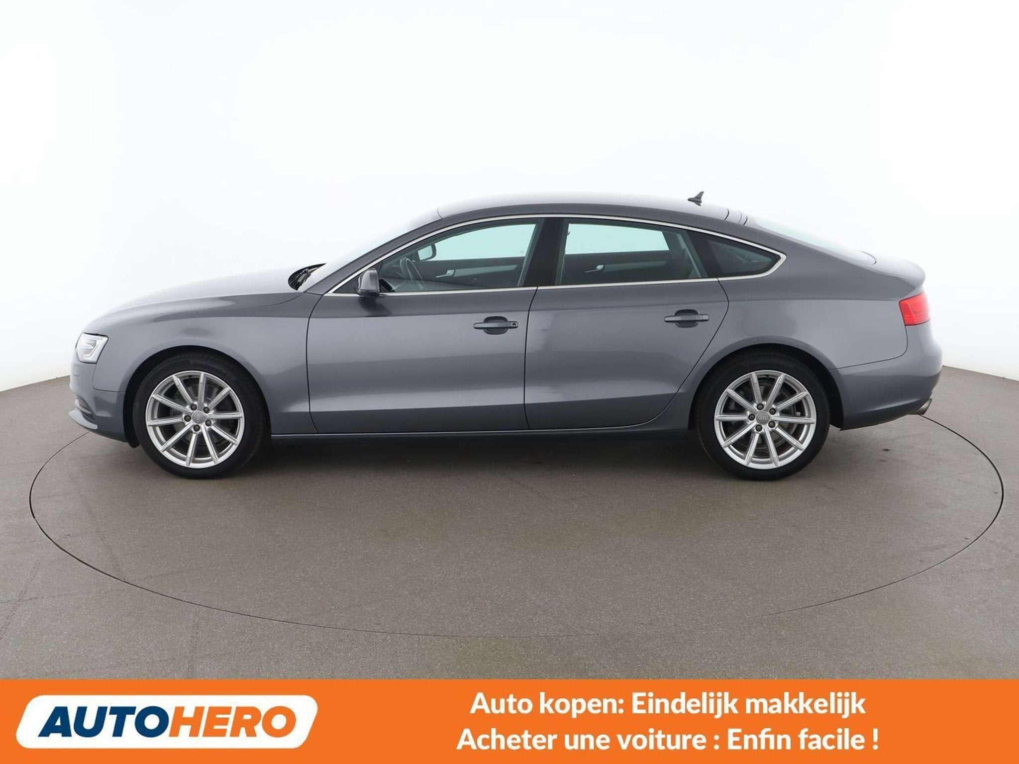 Audi A5 1.8 TFSI (année de construction 2015), Autos, Cuir, Argent ou Gris, Achat, Noir