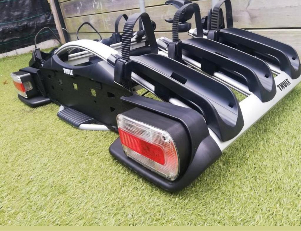 Fietsendrsger Thule voor 3 fietsen, Ophalen