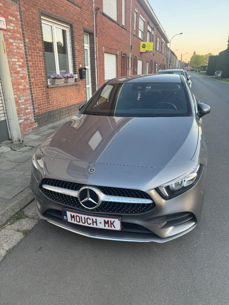 Mercedes A180 D AMG line, Autos, Achat, Euro 6, Noir, 5 portes