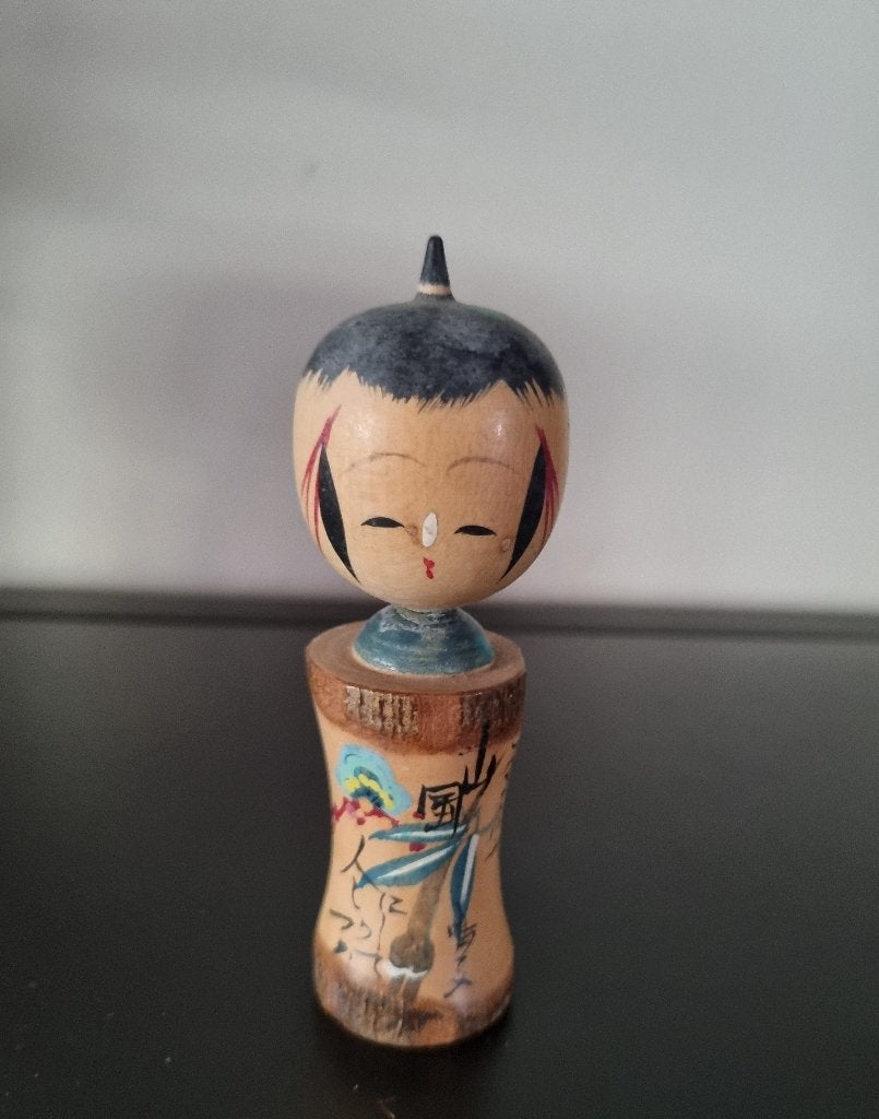 Mooie Shingata kokeshi, Antiek en Kunst, Kunst | Niet-Westerse kunst, Verzenden
