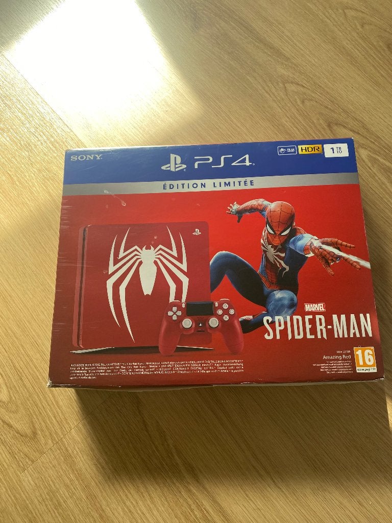 PS4 limited edition spiderman 1TB + extra controller, Games en Spelcomputers, Spelcomputers | Sony PlayStation 4, Gebruikt, Slim