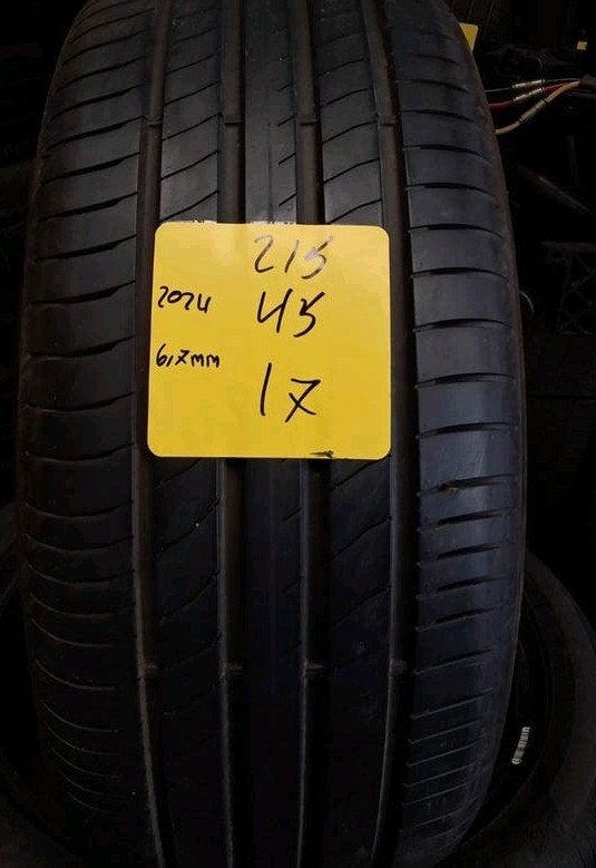Démo estivale 2154517 215/45/17 215/45r17, Enlèvement