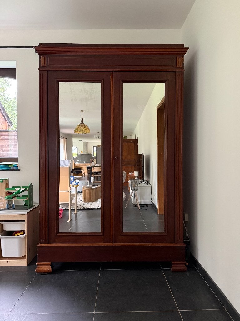 Armoire style Louis Philippe, Enlèvement, Utilisé