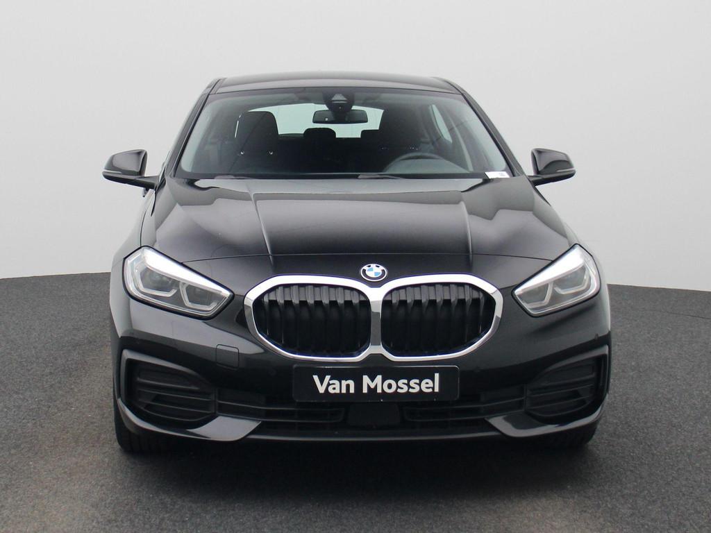 BMW 1 Reeks Hatch 116dA (85 kW) CARPLAY | LED | Zetelverwarm, Auto's, Gebruikt, 116 pk, https://public.car-pass.be/vhr/fe855683-efd3-4beb-92ae-ed0390c96e1f