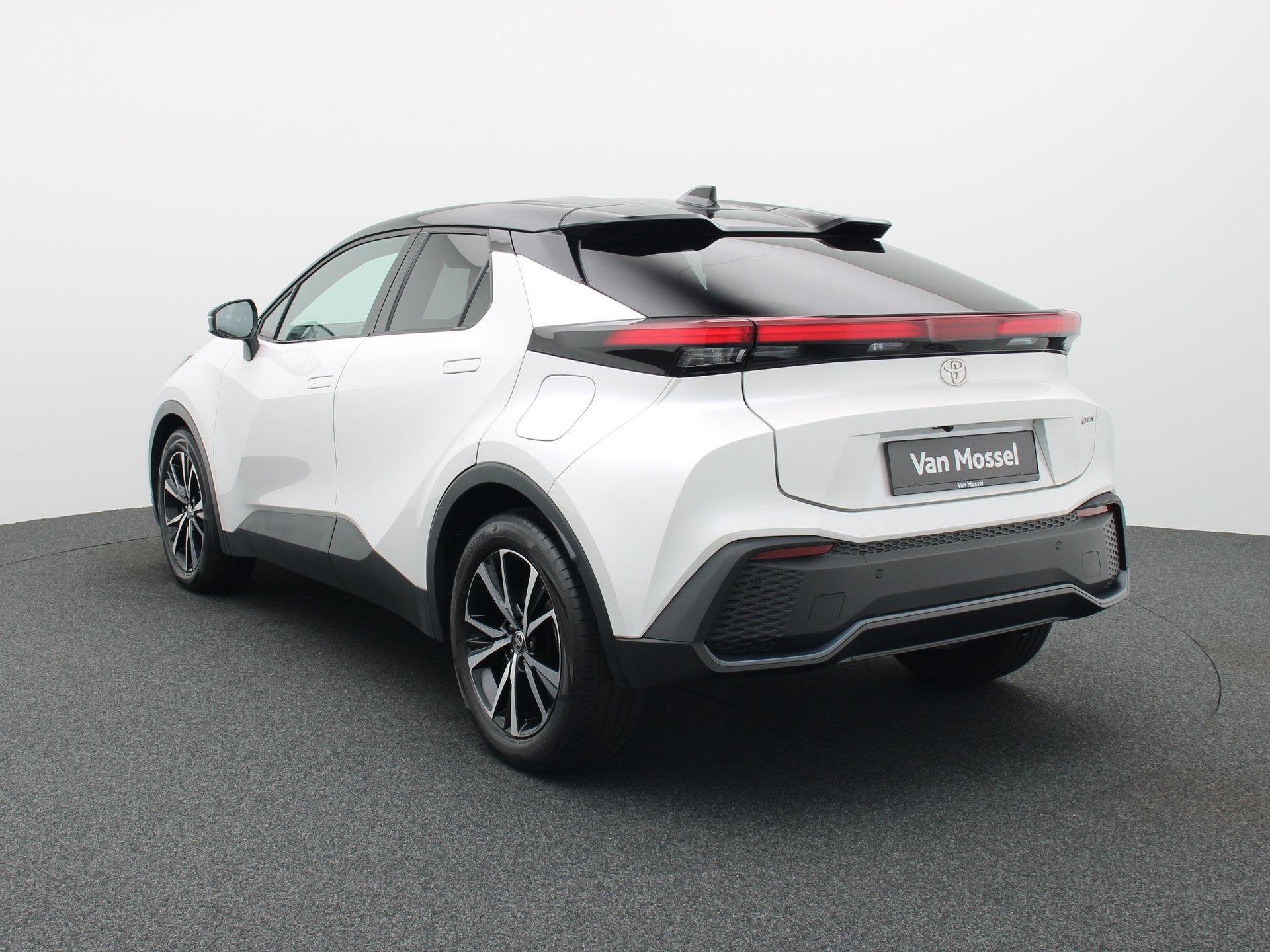 Toyota C-HR 1.8 Hybrid E-CVT style smart (automatique), Achat, 725 kg, Entreprise, Carnet d'entretien