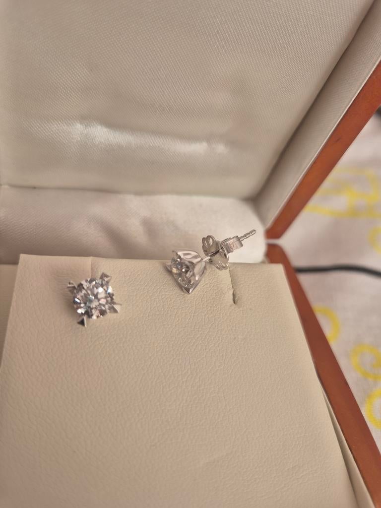 Boucle d'oreille or 18k avec diamand 1 carat, Enlèvement, Or, Or