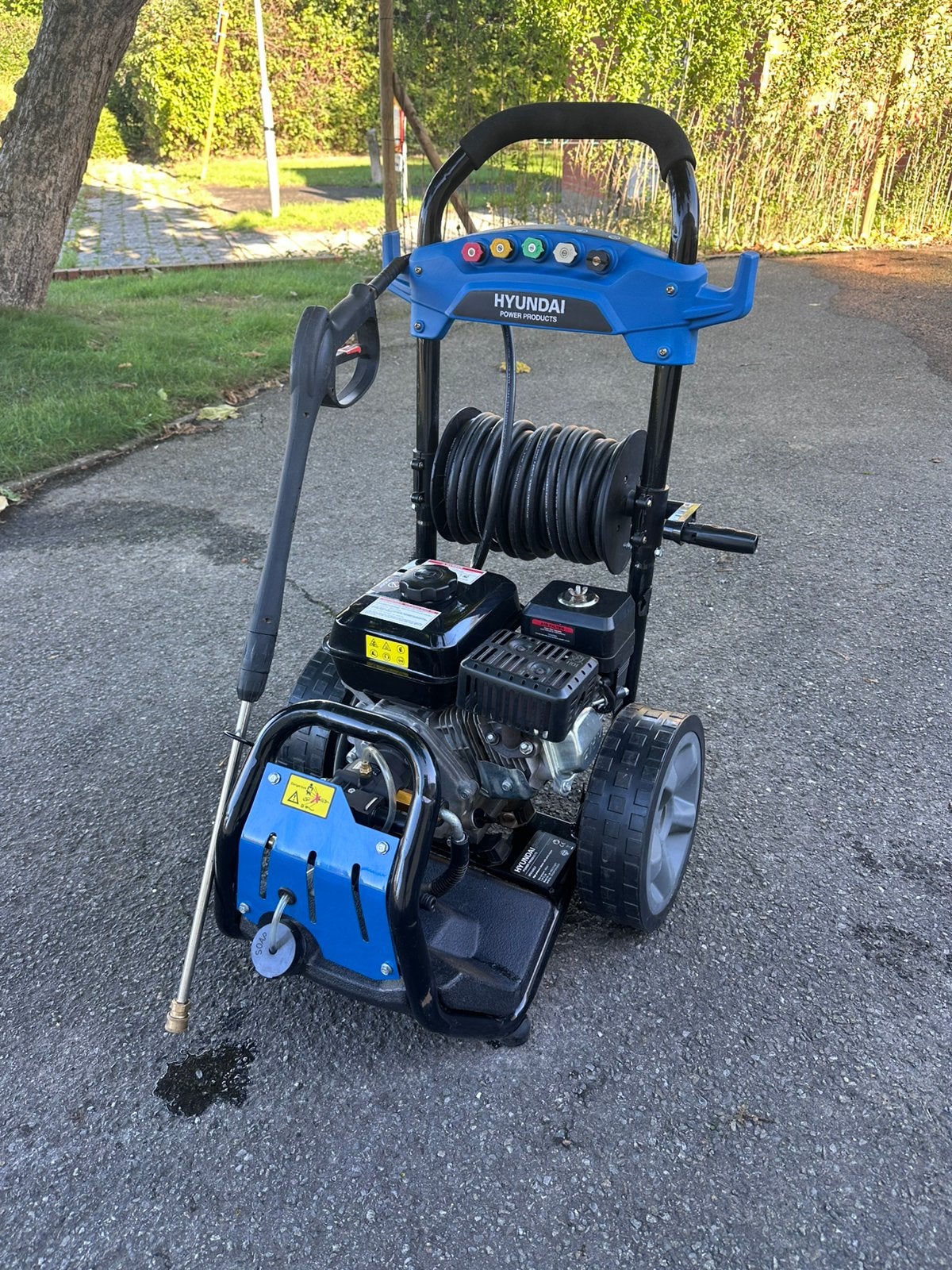 Hyundai hogedrukreiniger in nieuwstaat op benzine, Tuin en Terras, Ophalen, Zo goed als nieuw, Benzine, Met regelbare waterdruk