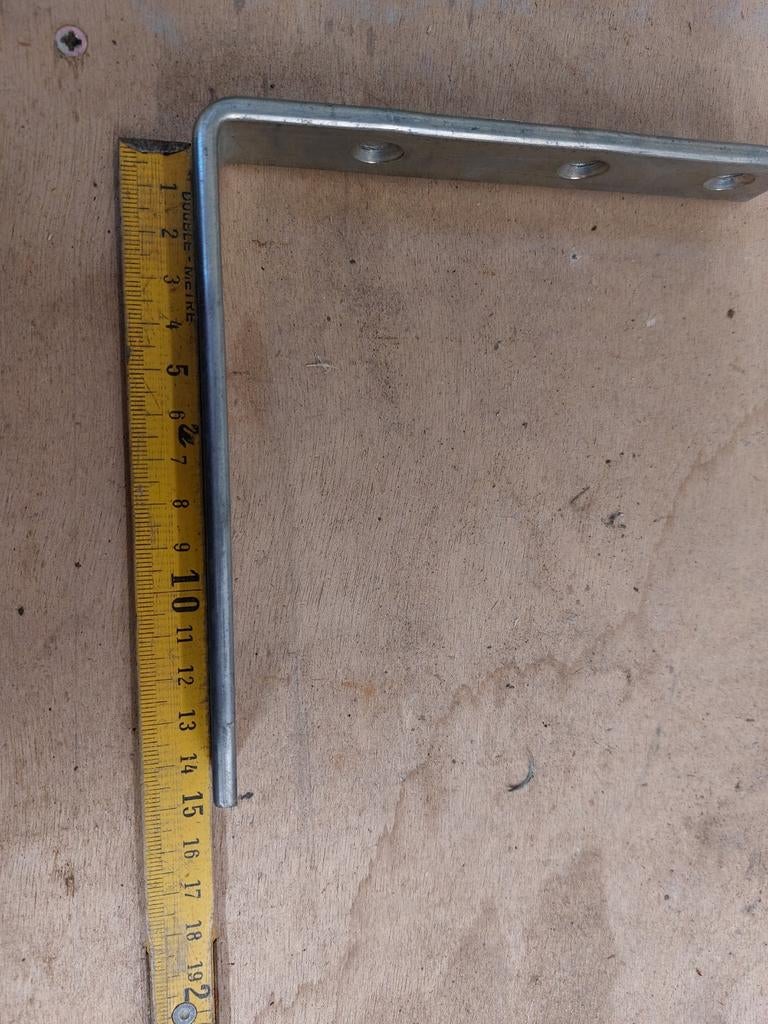 Set van 4 stevige metalen L-steunen / plankdragers., Maison & Meubles, Accessoires pour la Maison | Étagères murales & Rayons de bibliothèque
