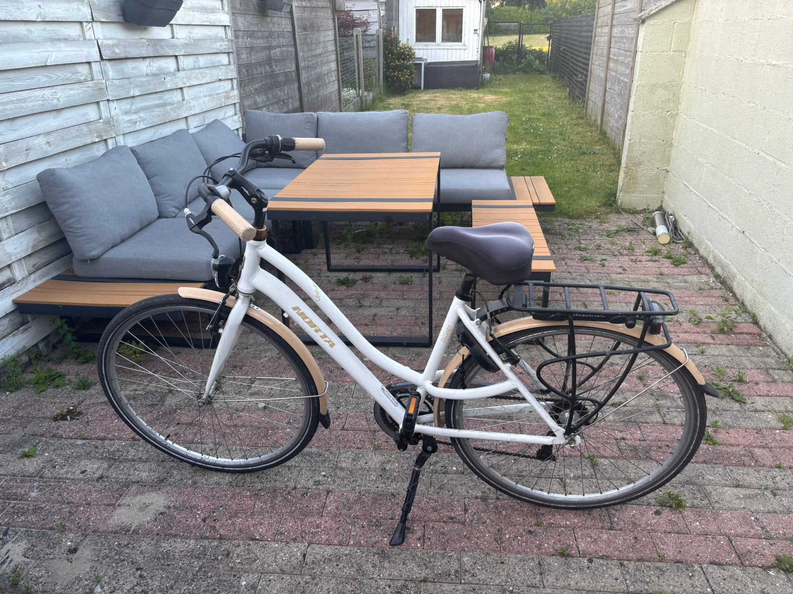 Damesfiets 28 inch, frame Small, Fietsen en Brommers, 53 tot 56 cm, Ophalen, Gebruikt, Overige merken