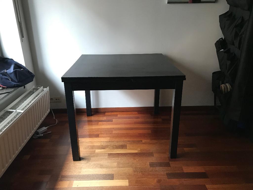 Table extensible IKEA Bjursta. Brown foncé., Cinq personnes ou plus, 50 à 100 cm, Carré, 100 à 150 cm