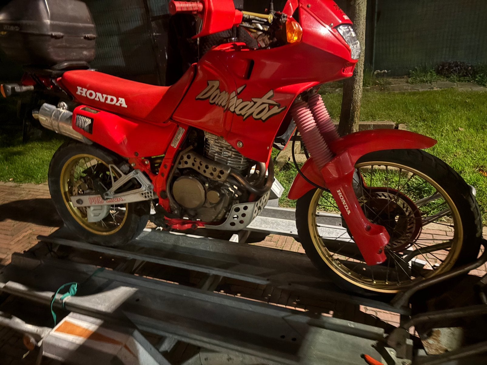 Honda Dominator 650 1988, Motos, Particulier