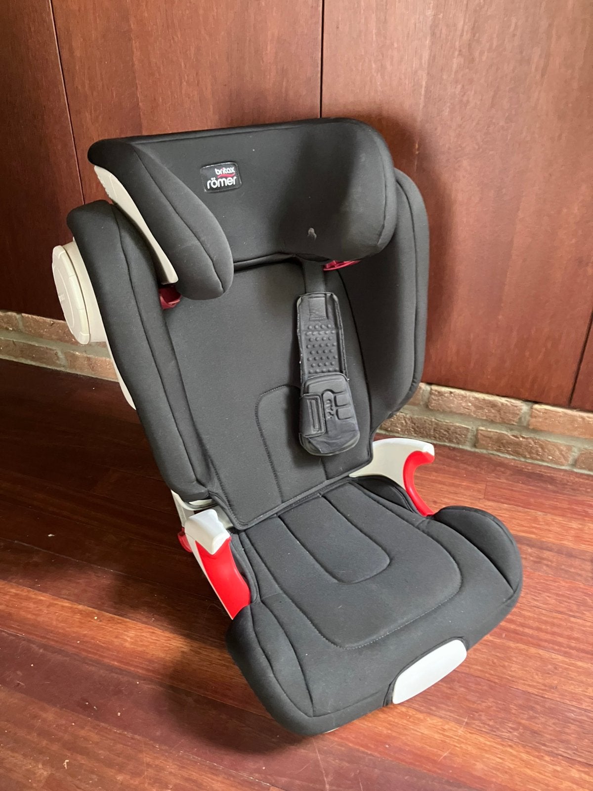 Britax Römer kinderstoel, Kinderen en Baby's, Autostoeltjes, Romer, Autogordel of Isofix, Gebruikt, Slaapstand