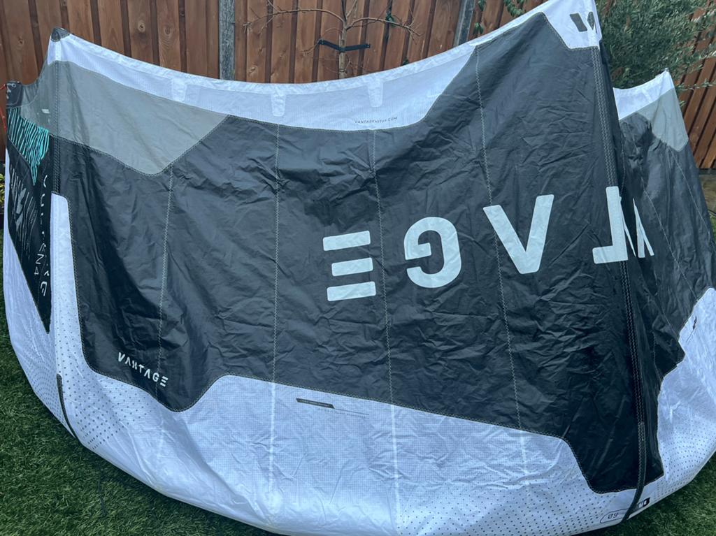 Vantage Vulture Gen4 9m kite, perfecte staat, Watersport en Boten, Kitesurfen, Ophalen of Verzenden, Zo goed als nieuw, Kite