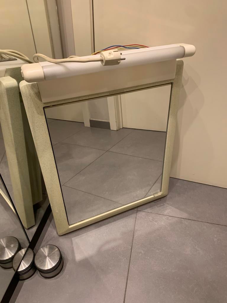 Badkamerspiegel met verlichting — ALLIBERT, Huis en Inrichting, Woonaccessoires | Spiegels, Zo goed als nieuw, 50 tot 75 cm, Minder dan 100 cm