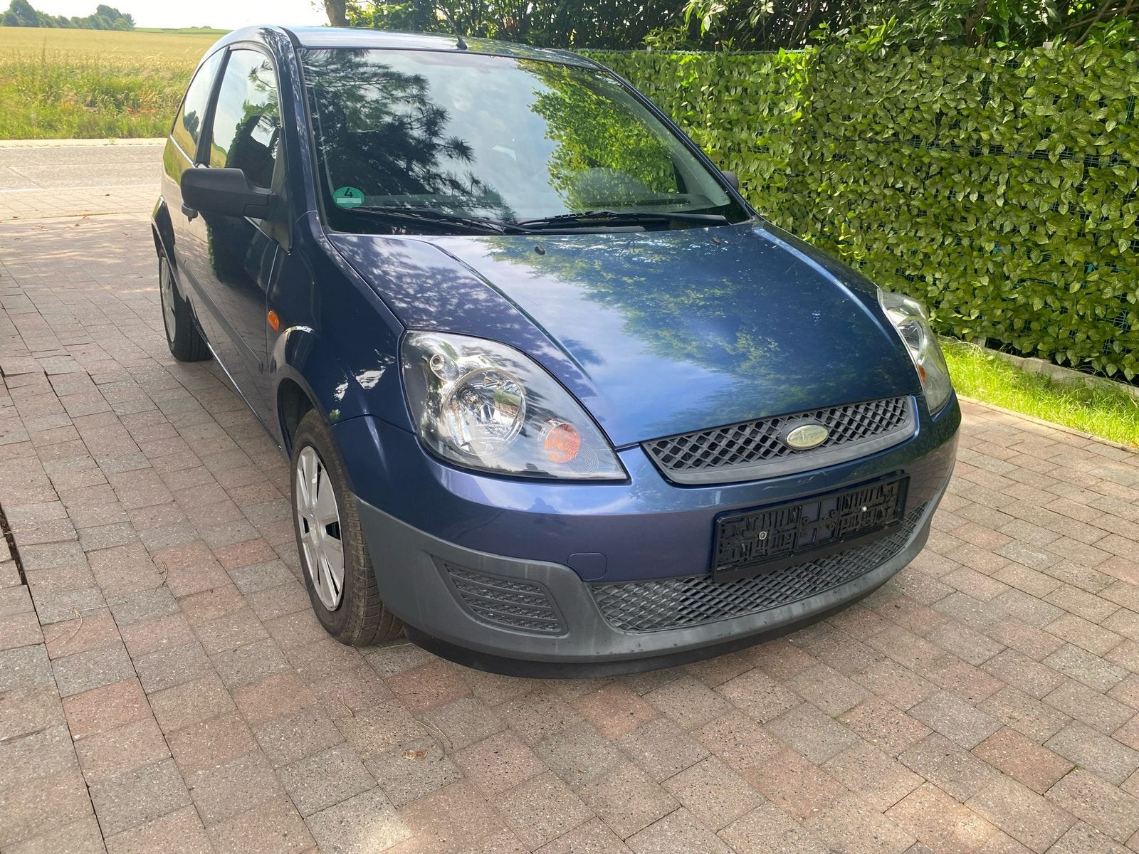Ford Fiesta 1.4 benzine automaat airco, Auto's, Automaat, Elektrische ramen, Stof, Blauw